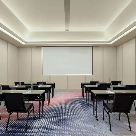 Aloft Jakarta Kebon Jeruk-2